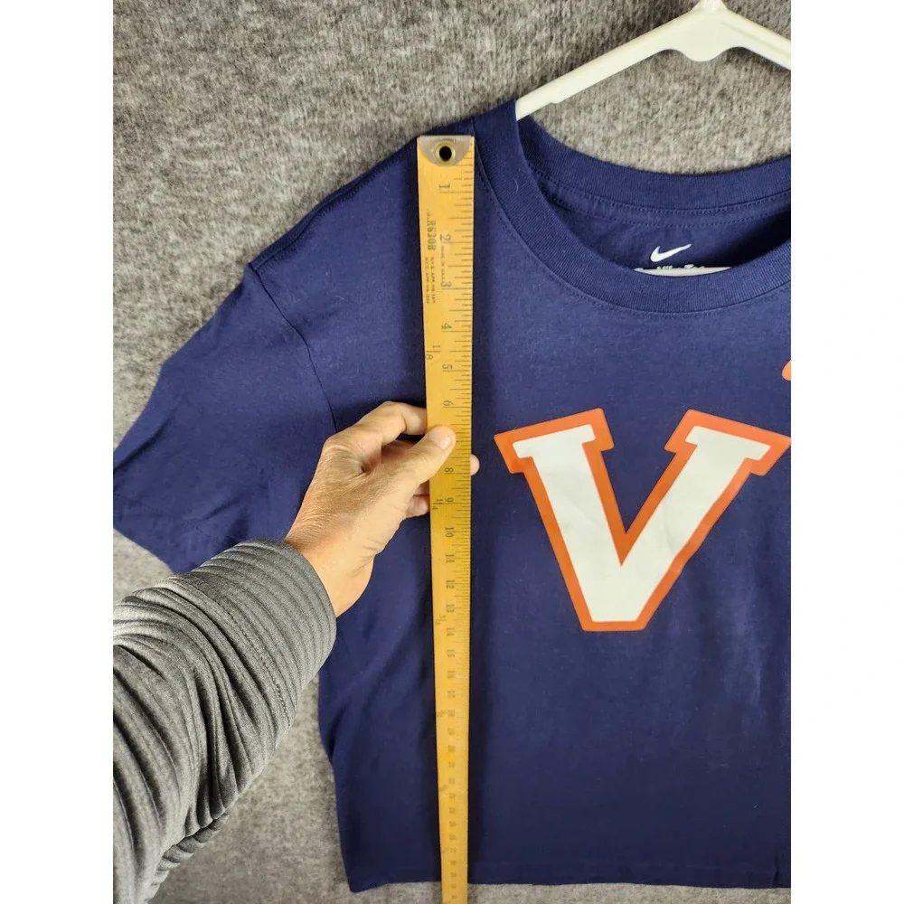 NWT Nike University of Virginia Cavaliers T-Shirt Men's Large Blue UVA Graphic